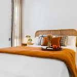 San Román. Para Disfrutar Como Un Sevillano Más