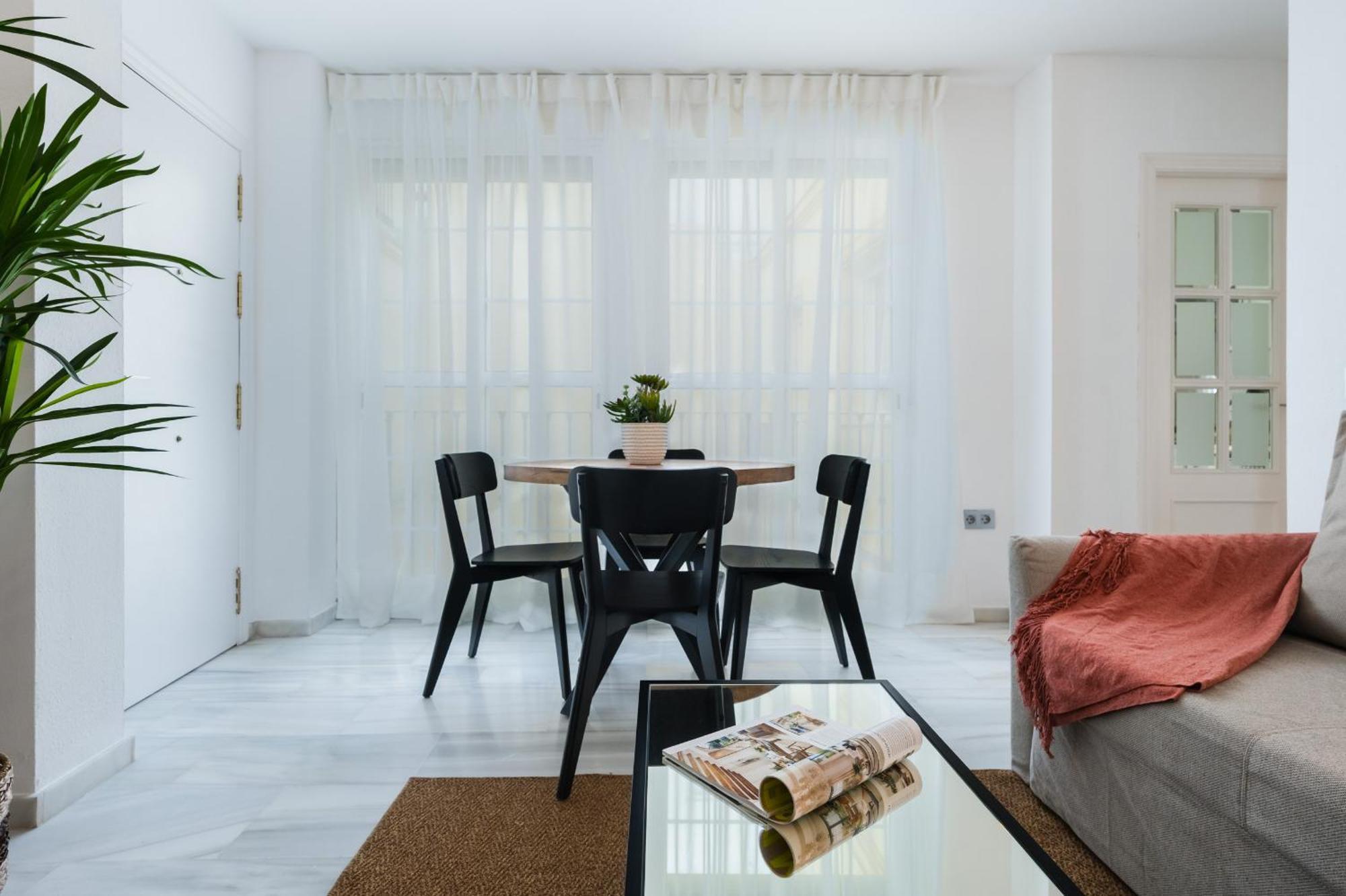 San Román. Disfrutar Un Sevillano Más Apartamento